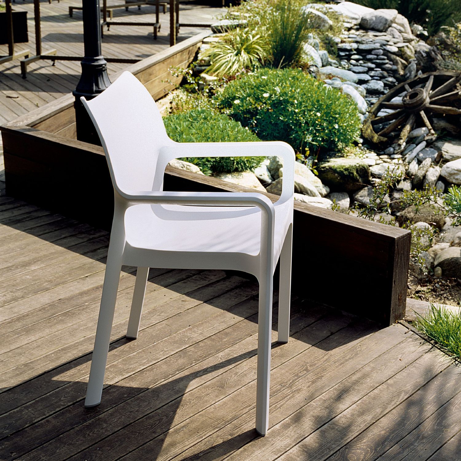 Diva Resin Outdoor Dining Arm Chair White ISP028-WHI - 14