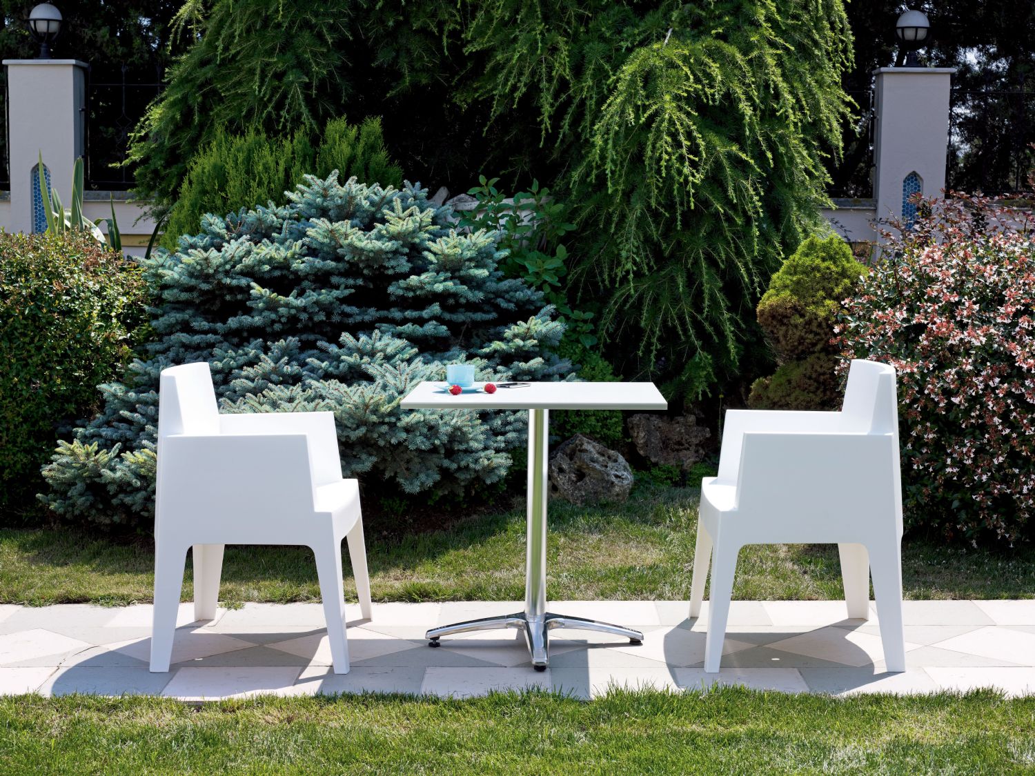 Box Outdoor Dining Chair White ISP058-WHI - 13